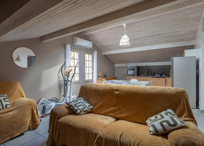 Maison Xara-heguia * האספארן